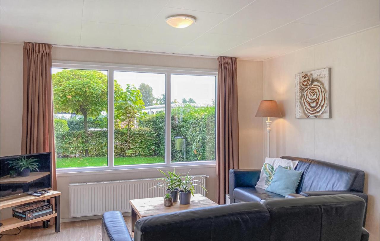 Amazing In With Outdoor Swimming Pool, Wifi&3 Bedrooms Heinkenszand