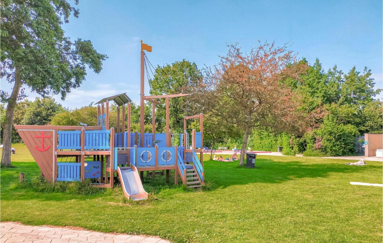 Amazing In With Outdoor Swimming Pool, Wifi&3 Bedrooms *