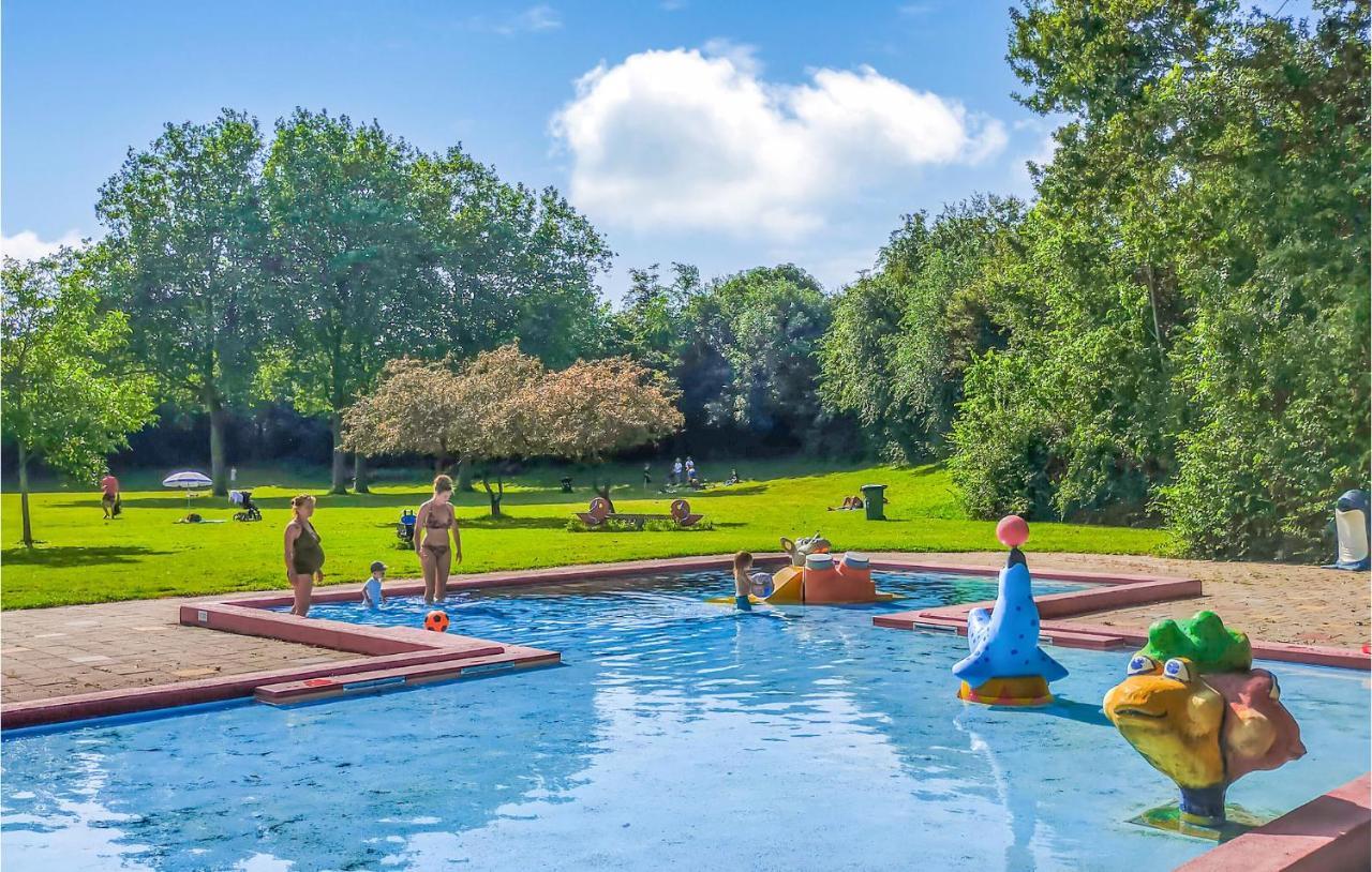 Amazing In With Outdoor Swimming Pool, Wifi&3 Bedrooms