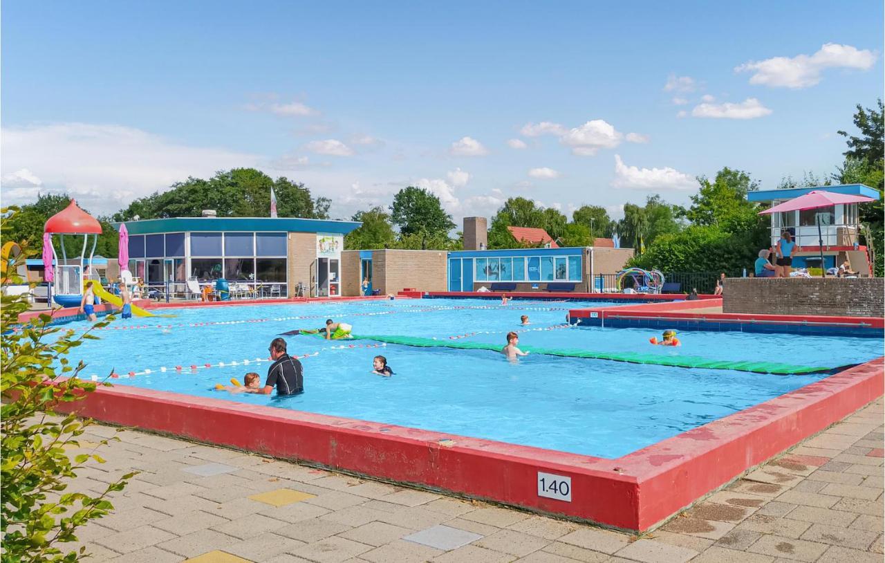Amazing In With Outdoor Swimming Pool, Wifi&3 Bedrooms Heinkenszand